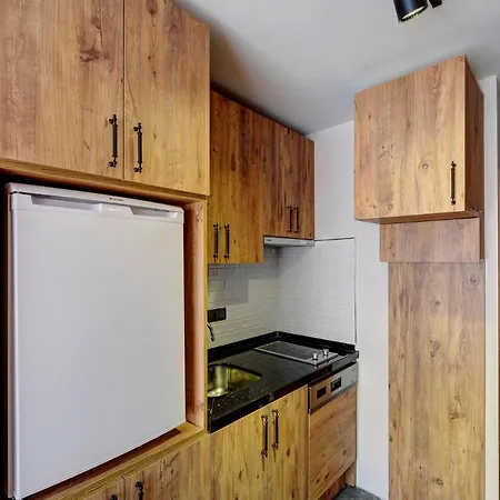Гостевой дом 2023 Decoration, New Electonics, 50mbps Internet, Modern, Studio, 18m2, Location, 300 M To Bosphorus *