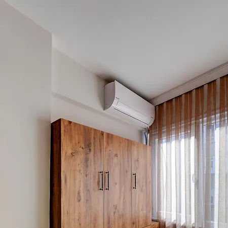 2023 Decoration, New Electonics, 50mbps Internet, Modern, Studio, 18m2, Location, 300 M To Bosphorus Гостевой дом Стамбул