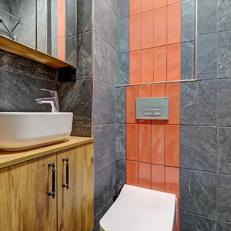 2023 Decoration, New Electonics, 50mbps Internet, Modern, Studio, 18m2, Location, 300 M To Bosphorus Гостевой дом Стамбул