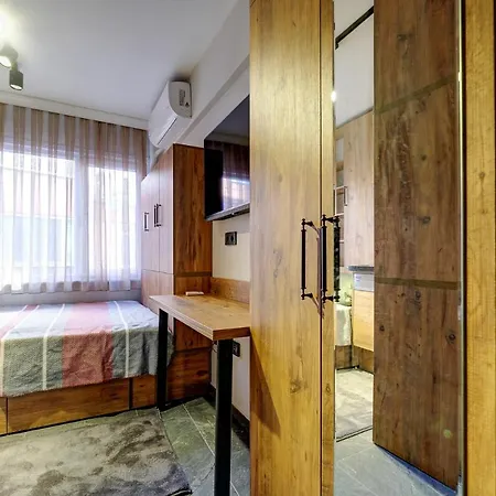 Гостевой дом 2023 Decoration, New Electonics, 50mbps Internet, Modern, Studio, 18m2, Location, 300 M To Bosphorus